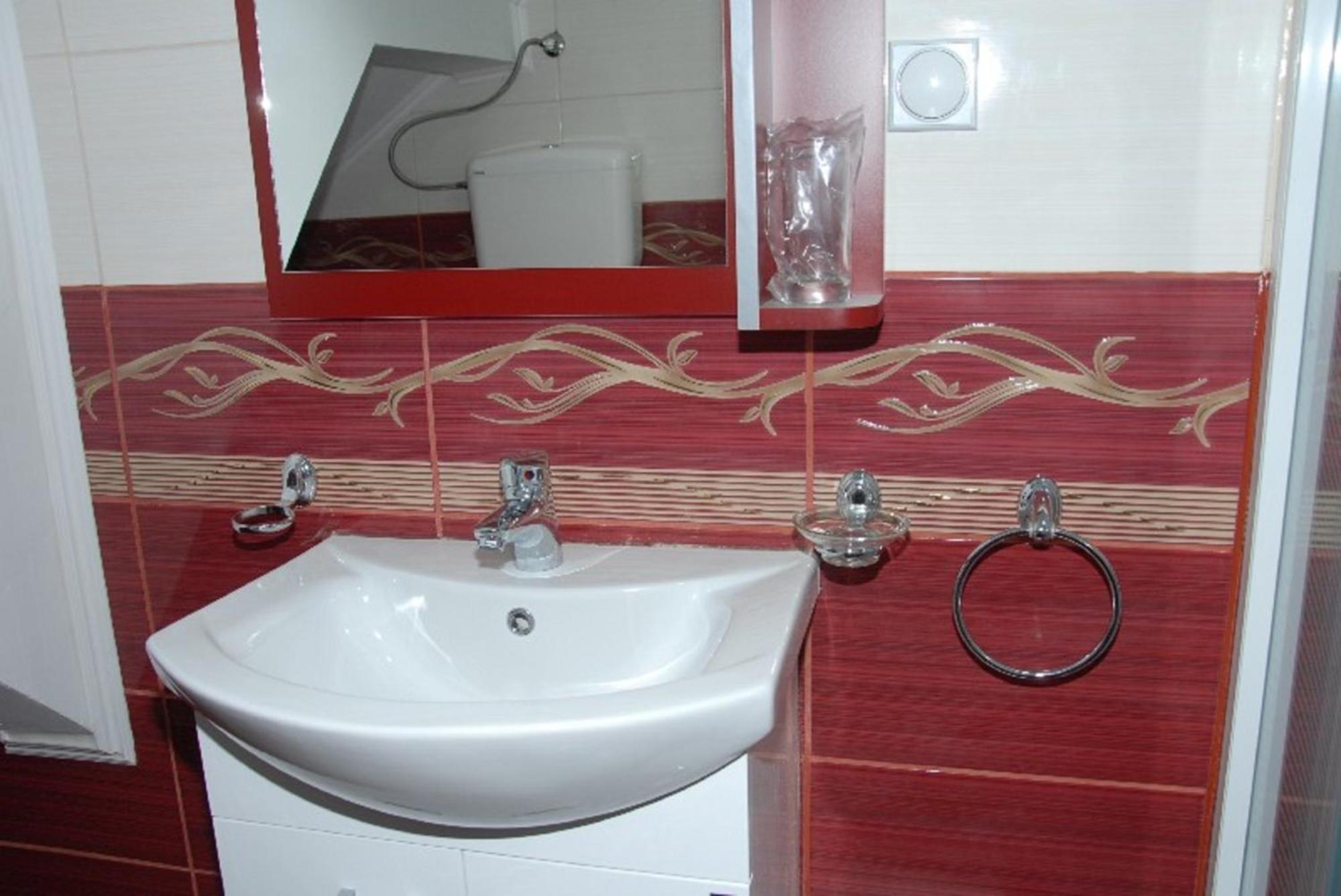 Guesthouse Vila Nova Morović Habitación foto